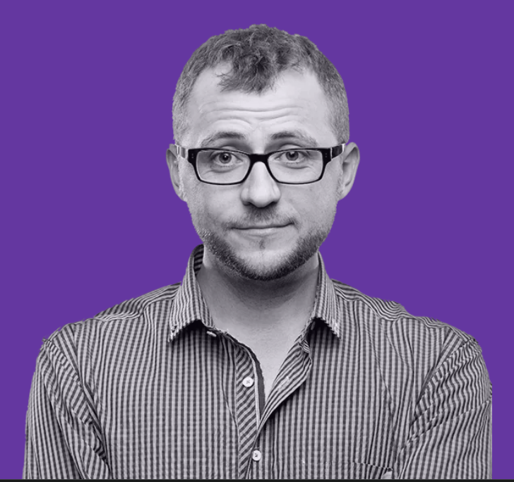 Gena Tatus - UI UX Expert